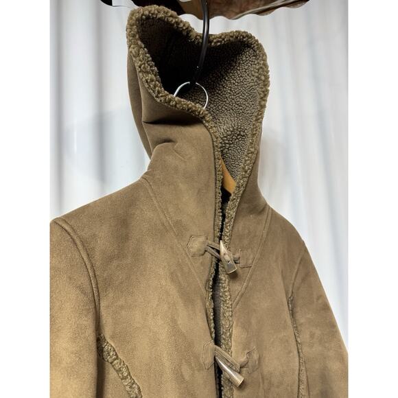 L.L. Bean Faux Fur Toggle Button Hooded Sherpa Coat Shacket Barn Coat Prairie M - Picture 7 of 7